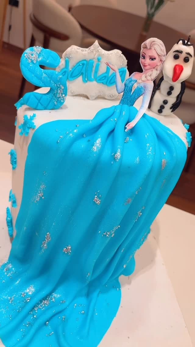 Signature Cakes